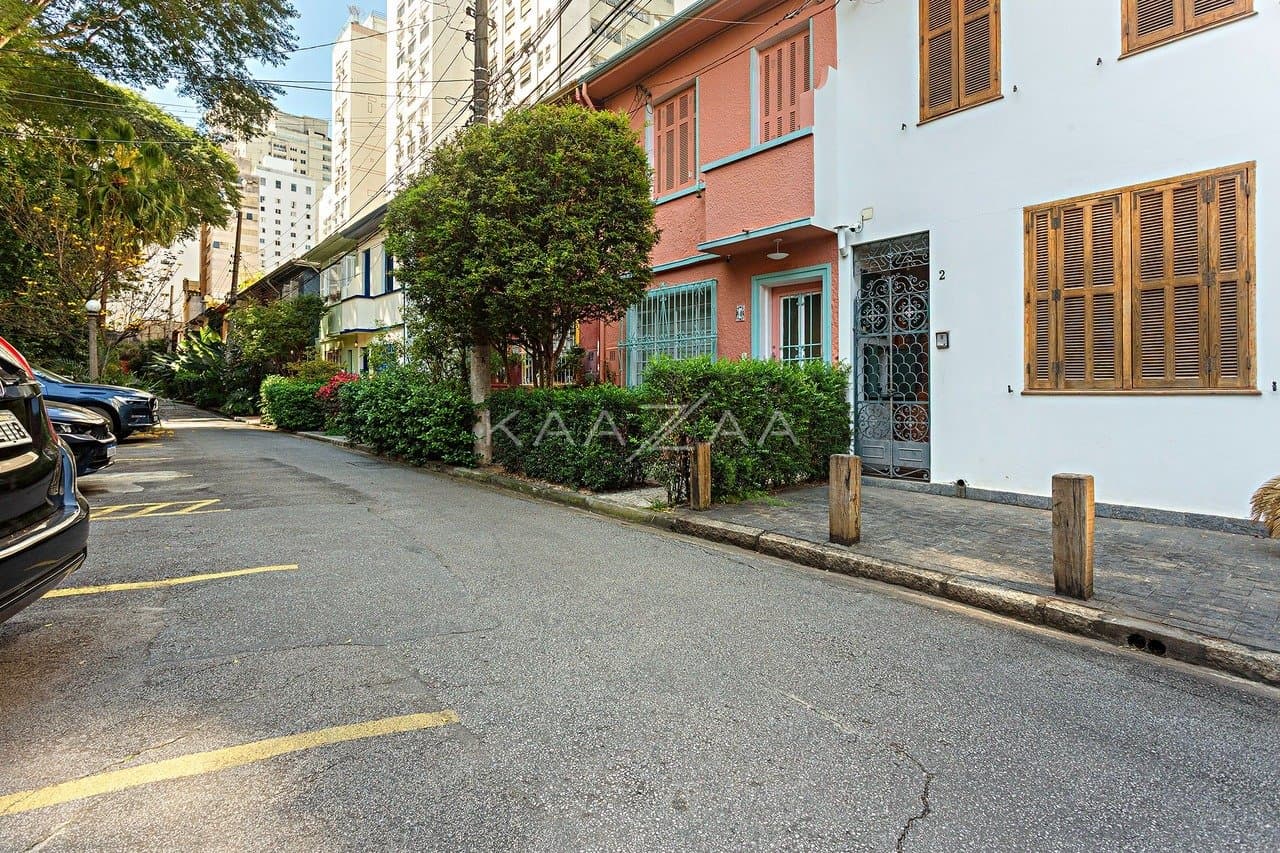 Uma casa de vila cheia de bossa no coração do Jardins. - Foto 42