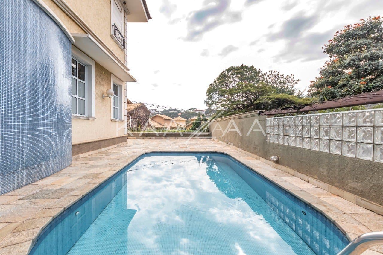 Para viver no sossego que a sua família merece. Casa clara e ensolarada no Jardim Guedala. - Foto 23