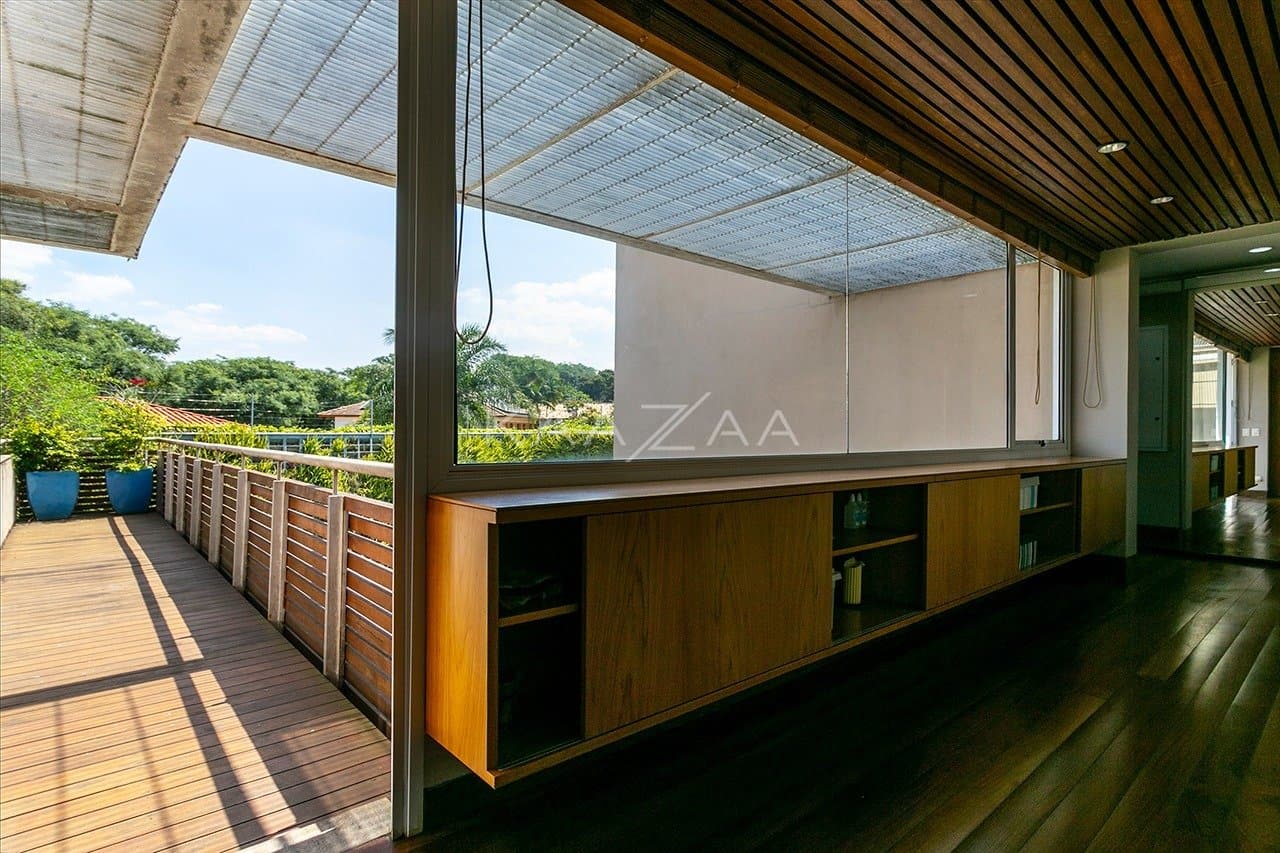 Casa com clima incrível, ótimo espaço de lazer e jardim ensolarado, no bairro Boaçava. - Foto 28