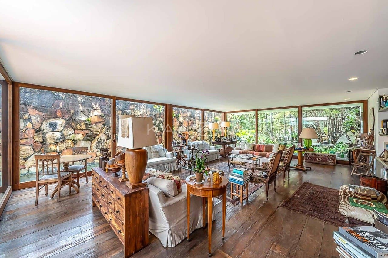 Casa apaixonante, que aproveita materiais naturais em seu projeto de ponta no Jardim Paulistano. - Foto 10