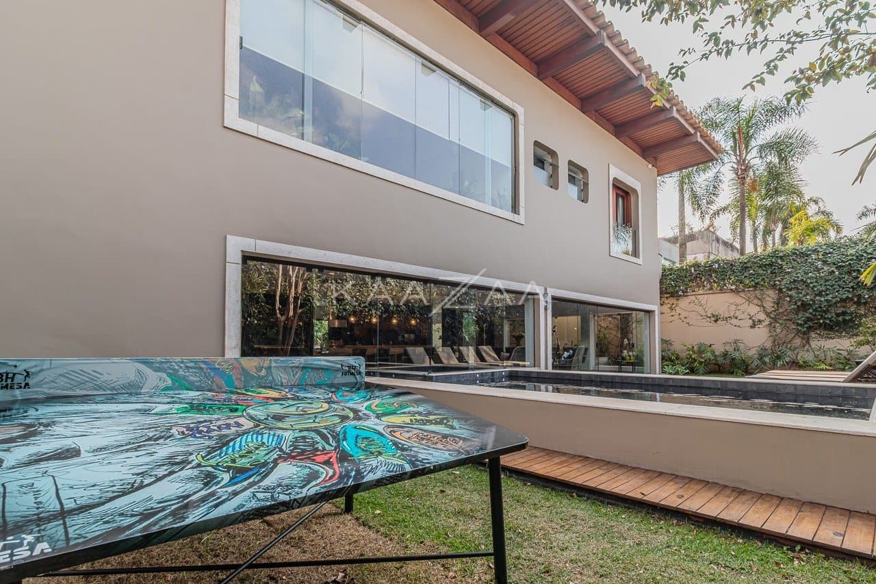Casa completa em lazer, amplitude e privacidade, com 5 suítes. Em ótima localização na Cidade Jardim. - Foto 6