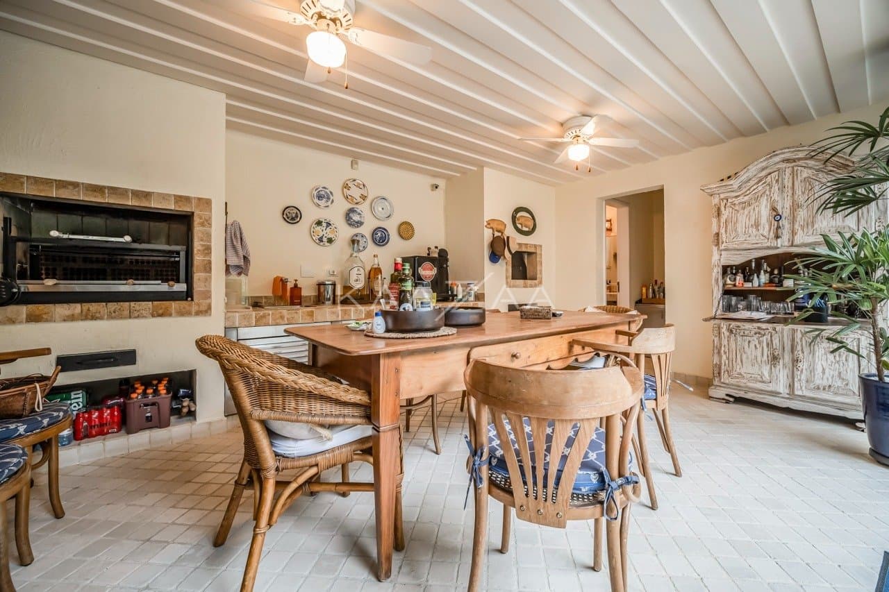 Clima campestre, rústico e elegante: casa irresistível no bairro Cidade Jardim. - Foto 6