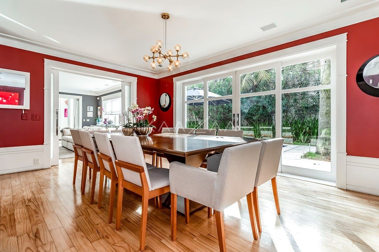 Entre o clássico e o moderno, o tom perfeito da elegância. Casa no Jardim Guedala. - Foto 20
