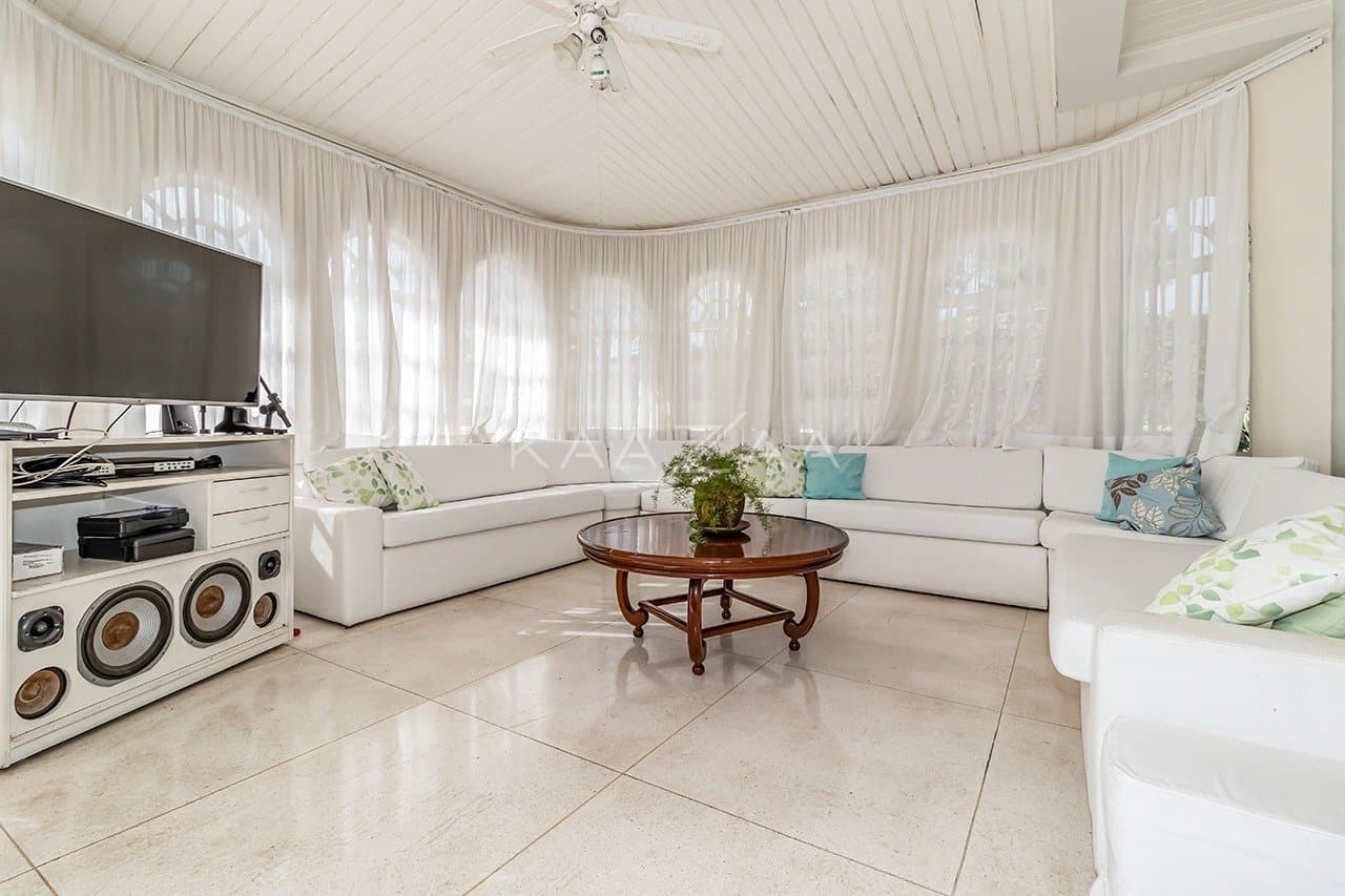 Deliciosa casa clássica, iluminada e ampla, no sossego da Cidade Jardim. - Foto 36