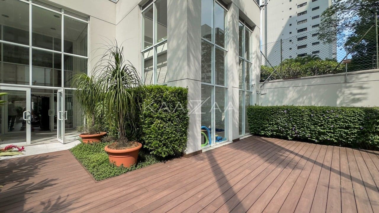 Rodeado de elegância, este apartamento em Moema tem localização cobiçada ao lado do Parque Ibirapuera. - Foto 58
