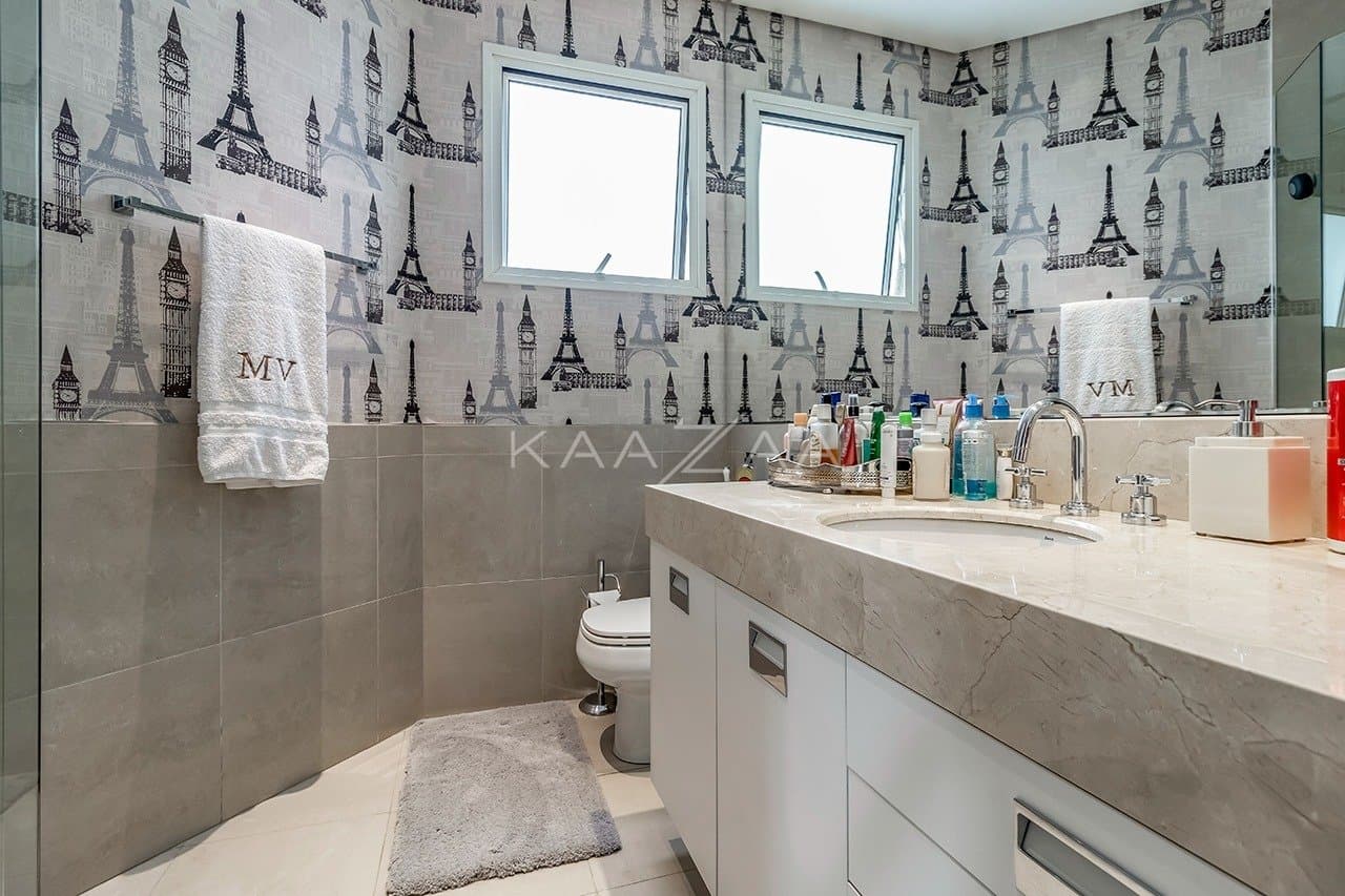 Ambientes suntuosos, planta ampla e vista panorâmica. Apartamento neoclássico no Jardim Guedala. - Foto 41