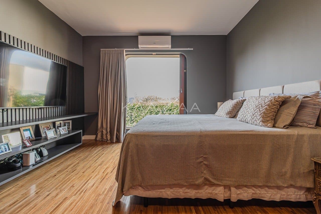 Casa completa em lazer, amplitude e privacidade, com 5 suítes. Em ótima localização na Cidade Jardim. - Foto 65