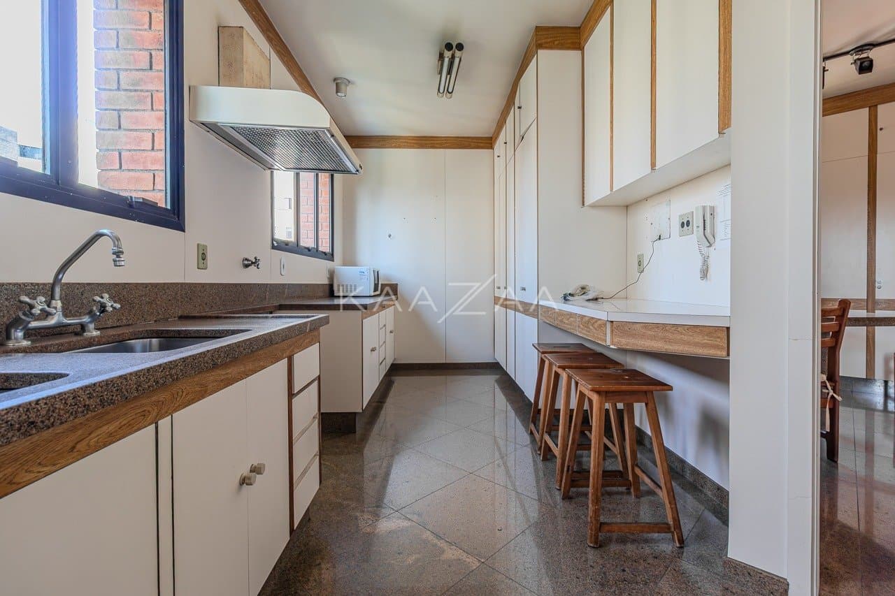Estilo de vida confortável com lazer no prédio e tudo ao seu favor neste apartamento em Moema. - Foto 22