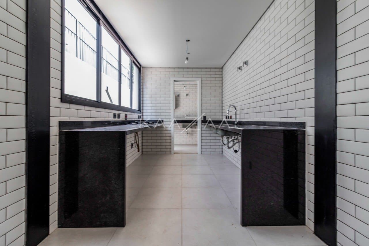 Casa contemporânea com jardim e elevador, no Jardim Paulista. - Foto 22
