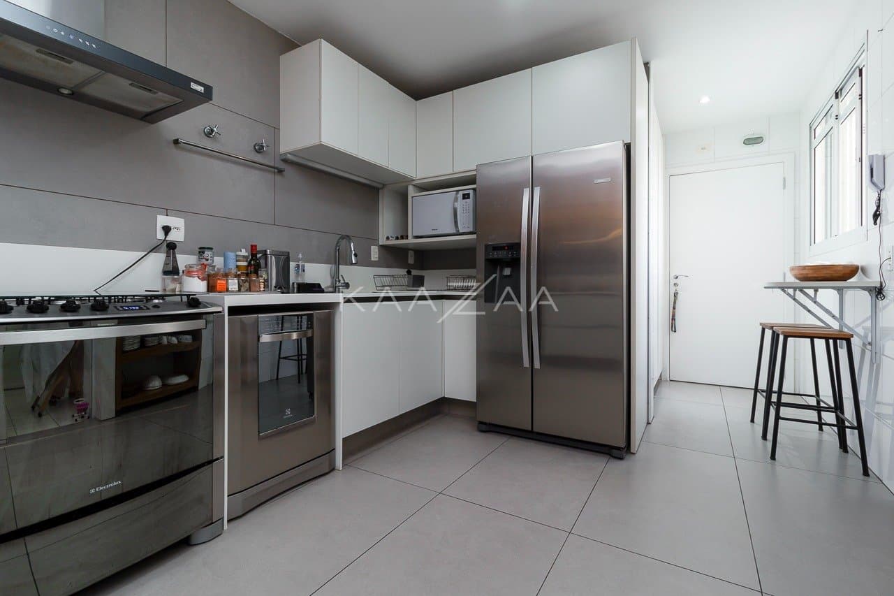 Apartamento perto do parque, em prédio com lazer em Alto de Pinheiros. - Foto 19