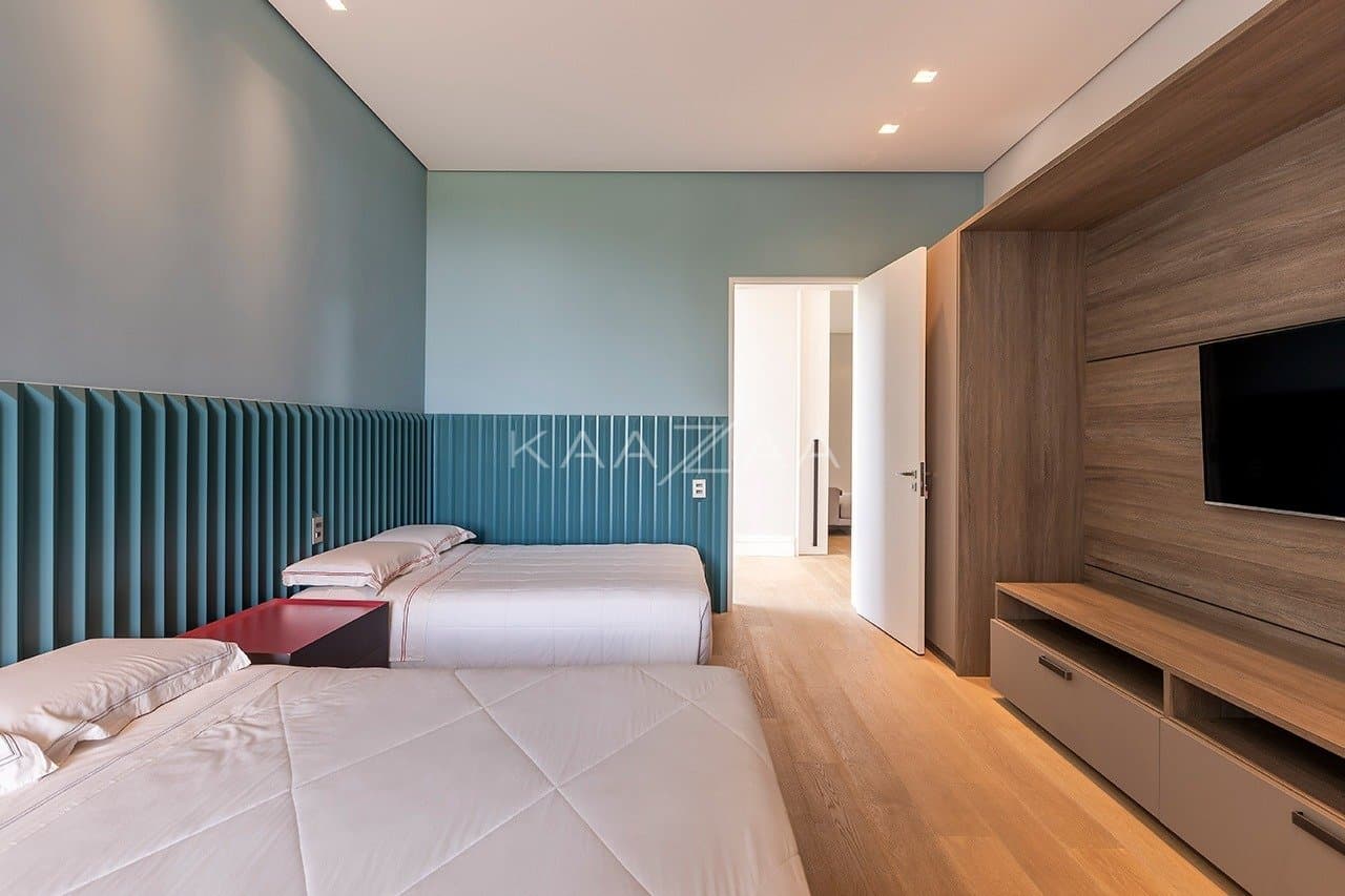 Projeto moderno, arrojado e com muita qualidade nos materiais. Casa na Quinta da Baroneza. - Foto 123