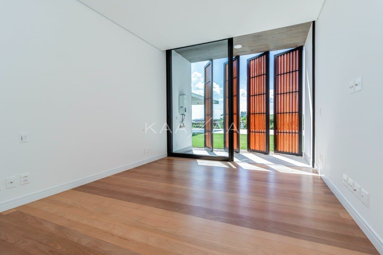 Casa em elegante diálogo com a natureza na Baroneza - Foto 37