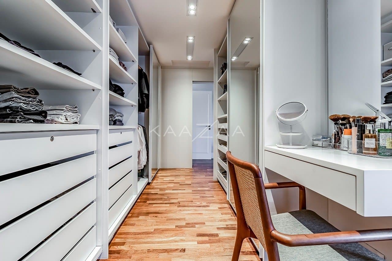 Personalidade em cada cômodo, neste apartamento com projeto do Dado Castello Branco, no Jardim Paulista. - Foto 33