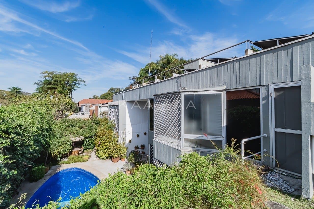 Casa espaçosa com 555 m² de bem-estar em Alto de Pinheiros, perfeita para receber. - Foto 67