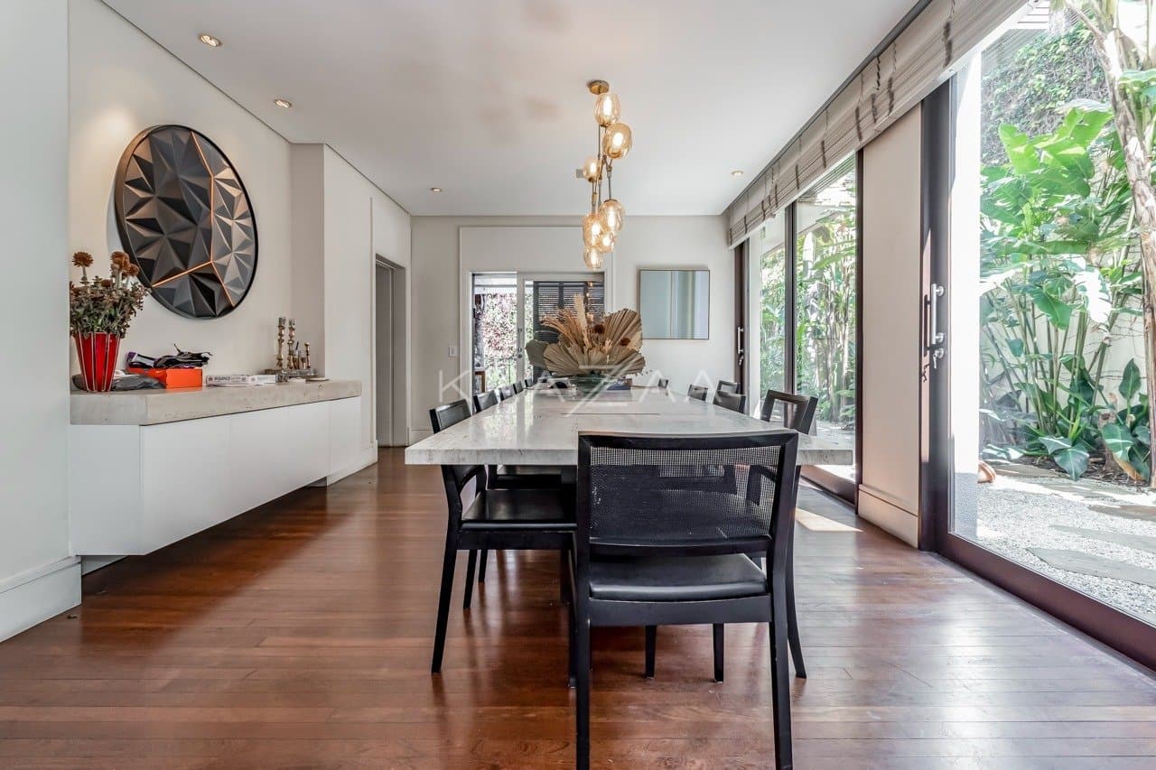 Localização cobiçada e arquitetura contemporânea. Casa extraordinária no Jardim Europa. - Foto 9