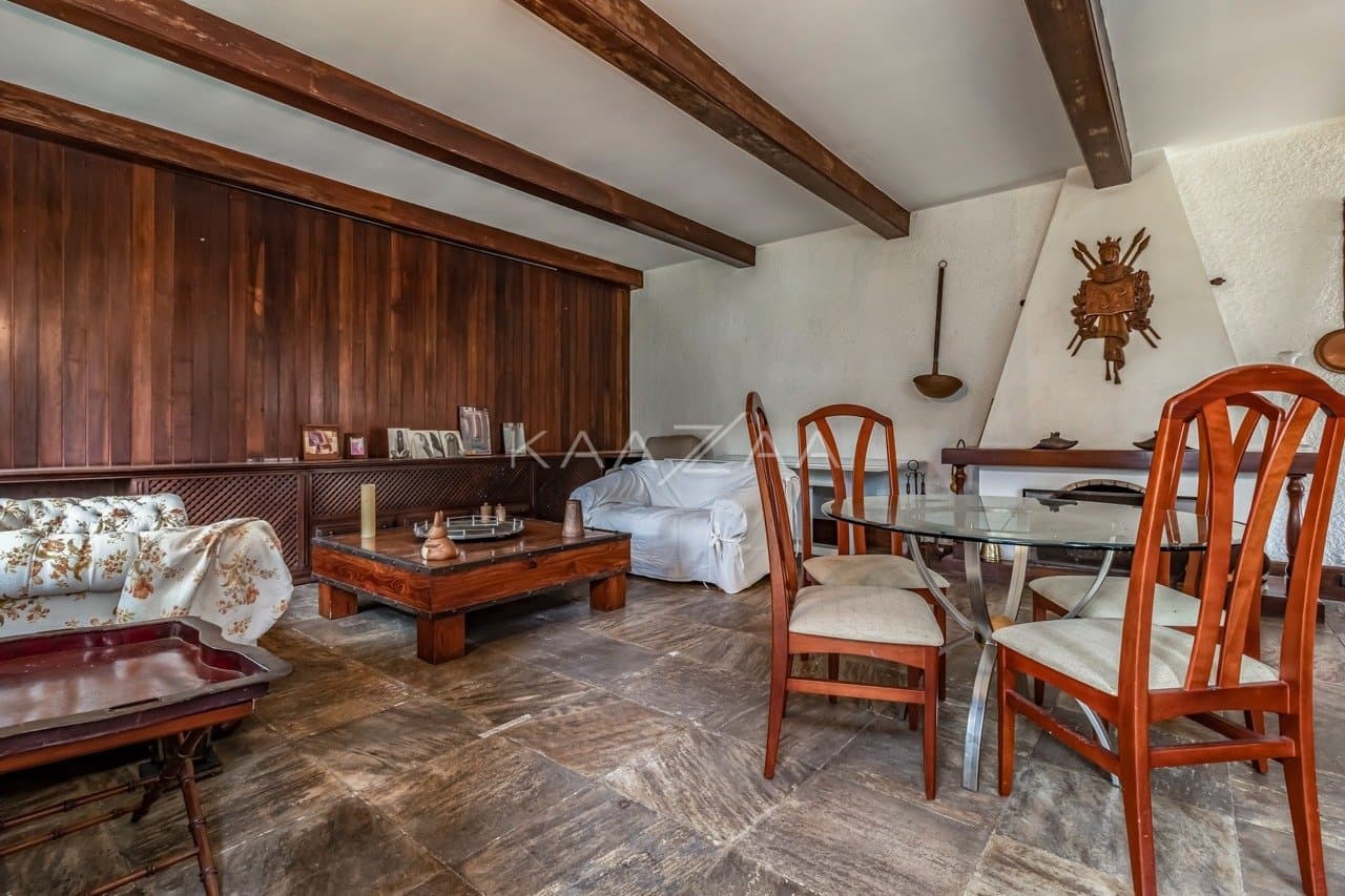 Casa clássica na Cidade Jardim com 4 suítes, piscina e terreno delicioso. - Foto 35