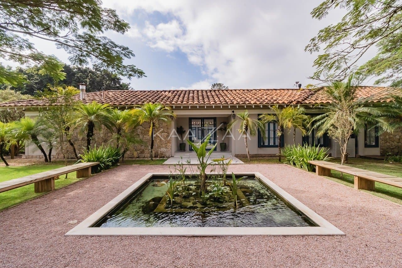 Linda paisagem e ares coloniais são o charme desta casa no condomínio Quinta da Baroneza. - Foto 107