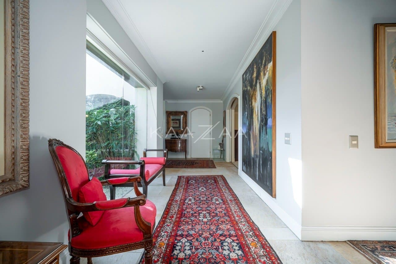 Terreno amplo, arquitetura diferenciada e localização estratégica. Casa em Cidade Jardim. - Foto 20