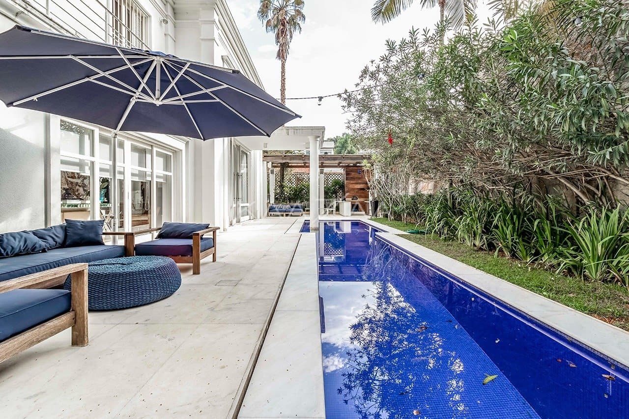 Entre o clássico e o moderno, o tom perfeito da elegância. Casa no Jardim Guedala. - Foto 2