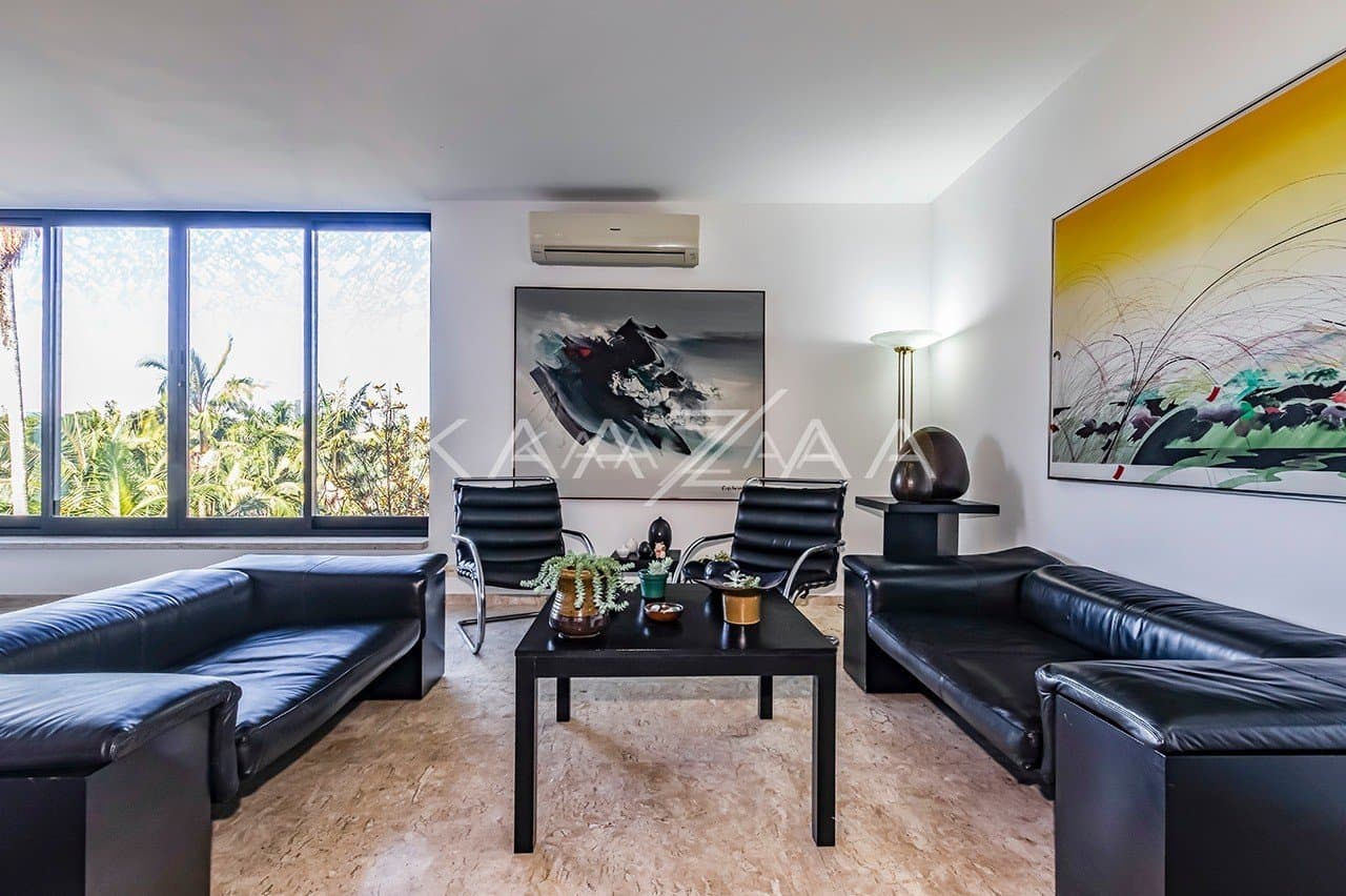 Área gourmet, piscina, atelier, pomar, lago de carpas e vista panorâmica. Casa para comtemplar a vida, no Jardim Guedala. - Foto 15