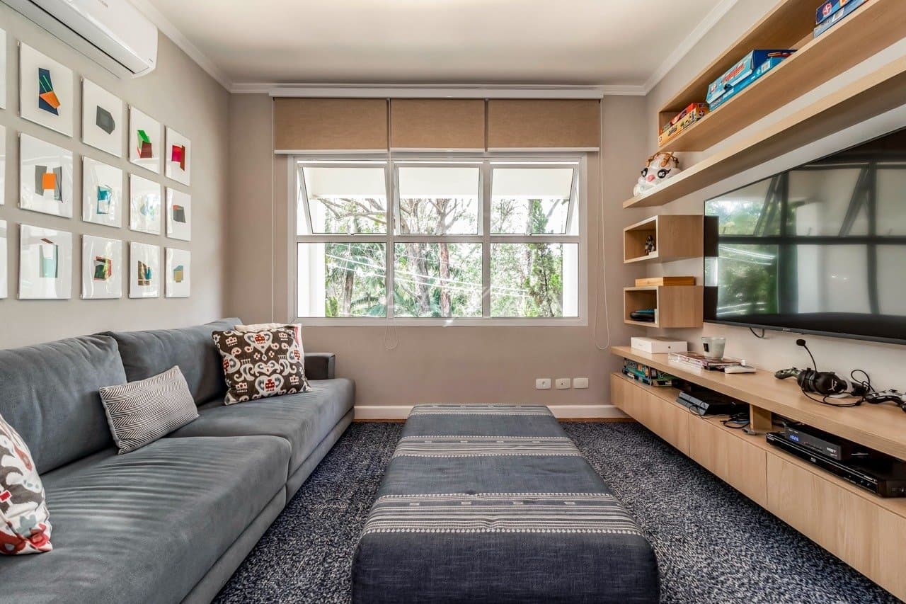 Diversos ambientes agradáveis para uma vida sossegada, nesta casa de condomínio no Jardim Guedala. - Foto 28