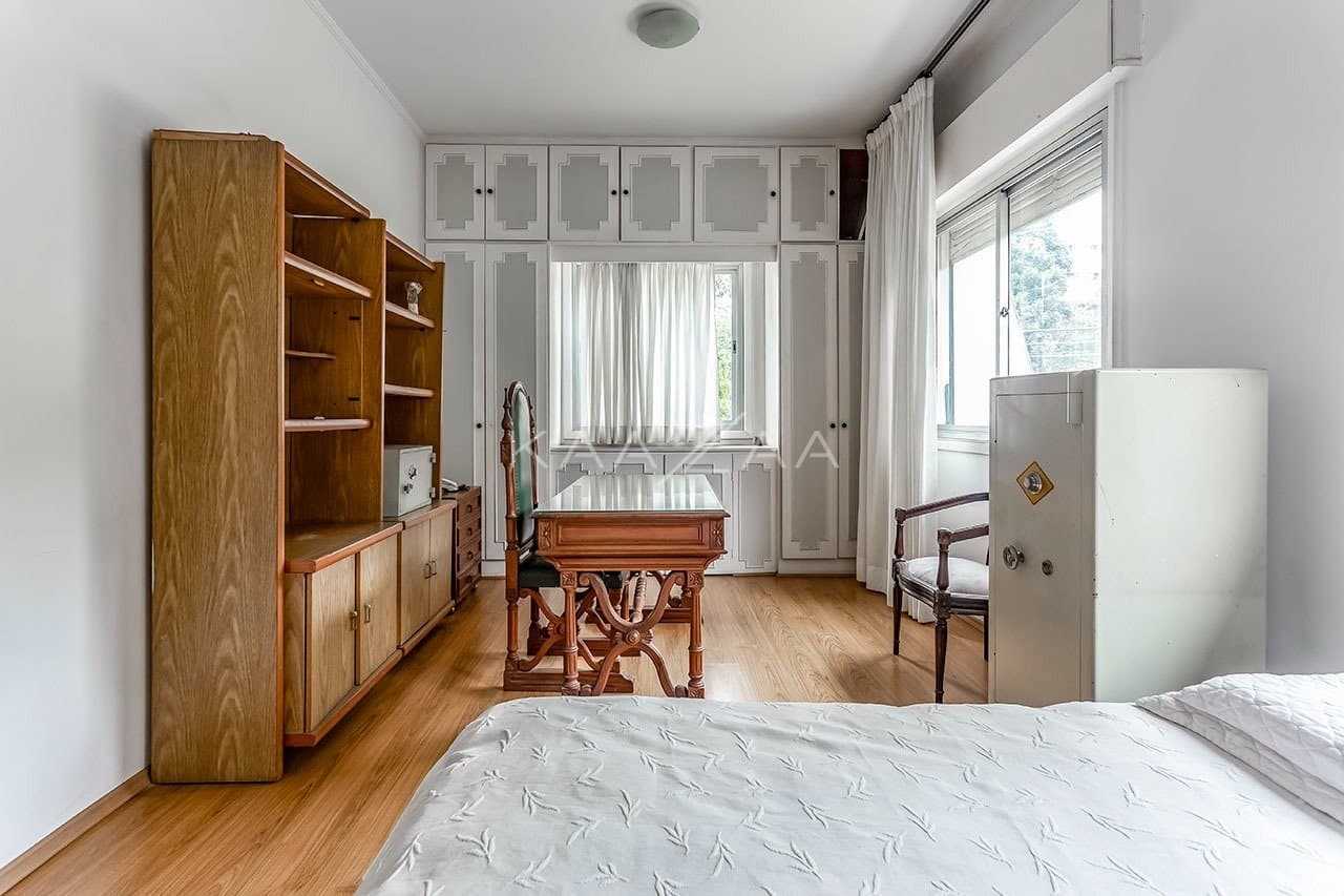 Casa ampla, em rua arborizada e muito bem localizada, no Jardim Paulista. - Foto 16