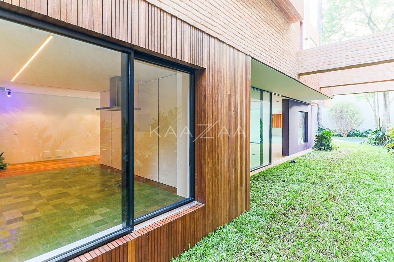 Design único e espaços cheios de personalidade nesta casa autoral no Jardim Paulista. - Foto 22